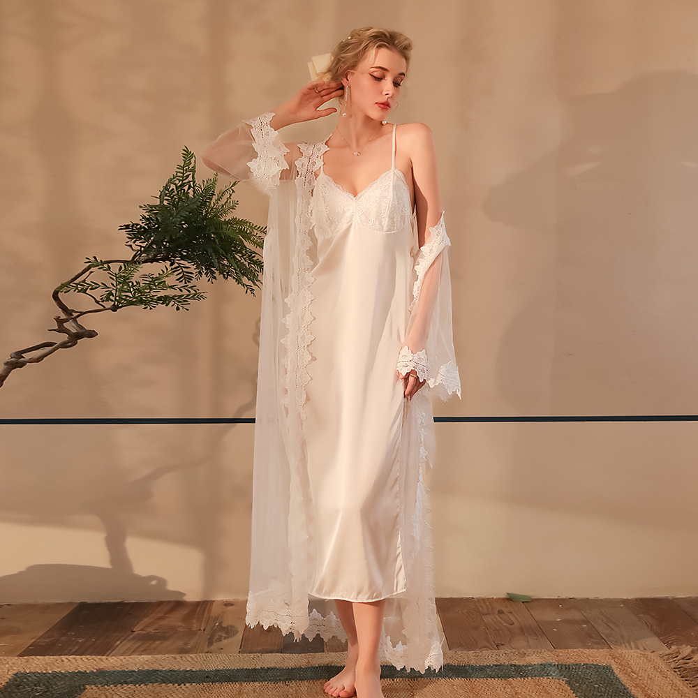 Sheer Mesh Bra - Bruidsgewaad van satijn en kant met
